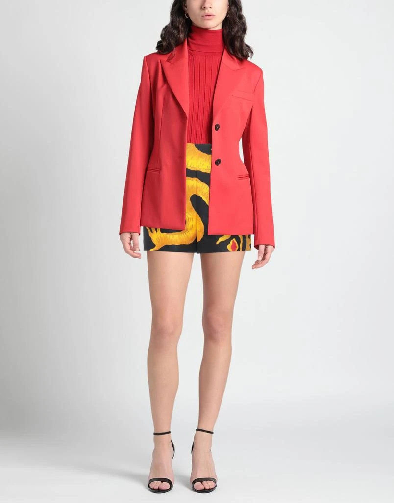 Valentino Shorts
Bermuda 2