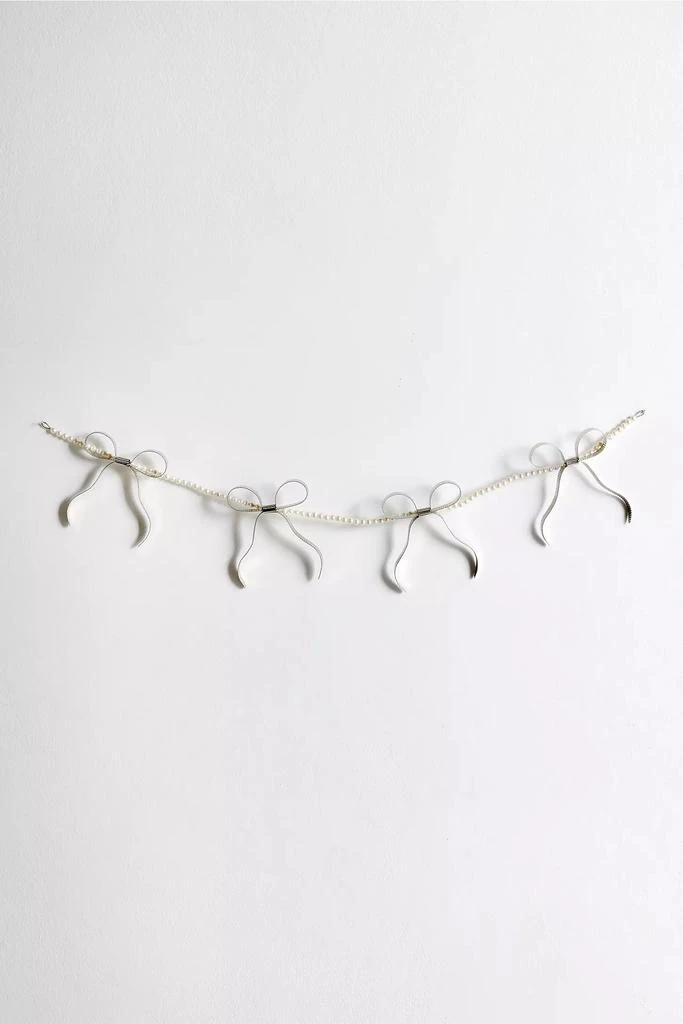 Urban Outfitters Eloise Pearl & Bow Banner 2