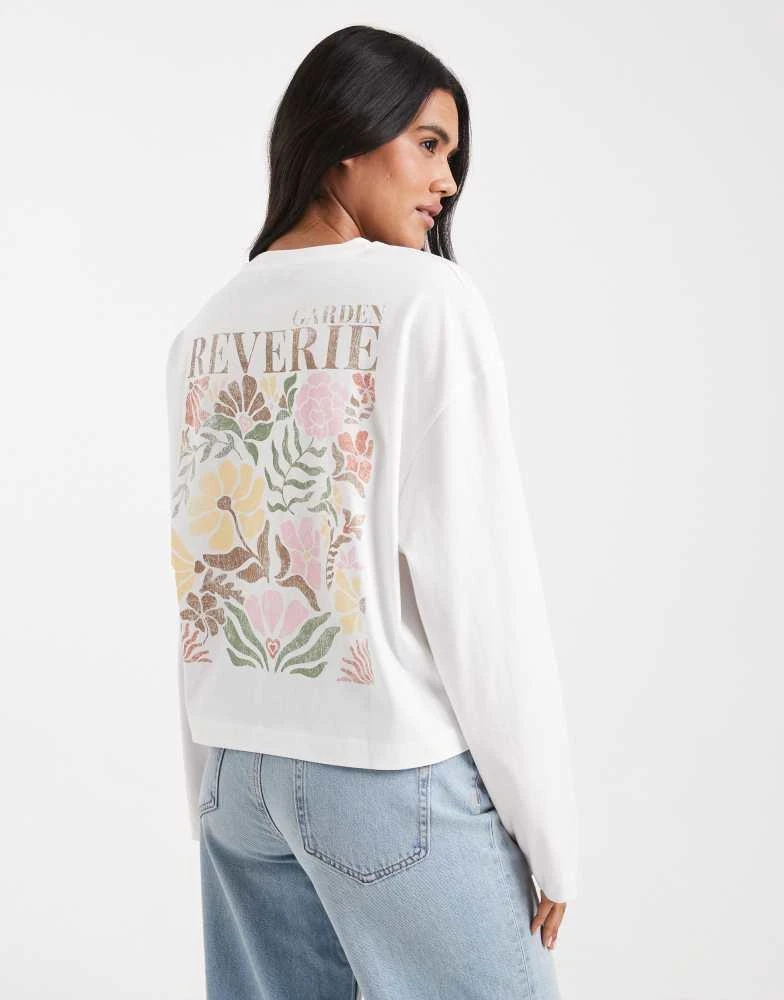 Miss Selfridge Miss Selfridge long sleeve skater tee with graphic 1