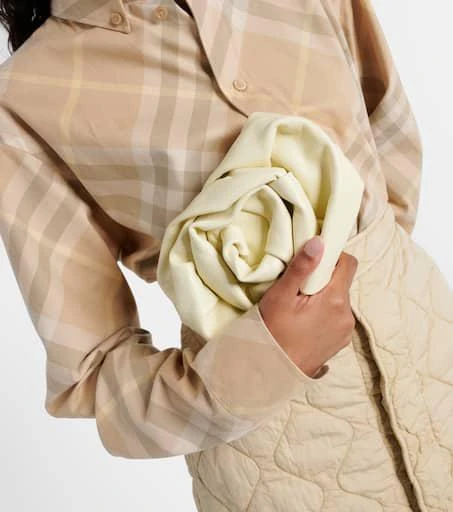 Burberry Rose gathered leather clutch 2