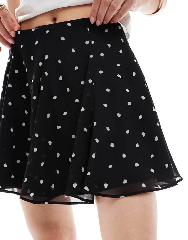 ASOS ASOS DESIGN flippy chiffon mini skirt in polka dot 2