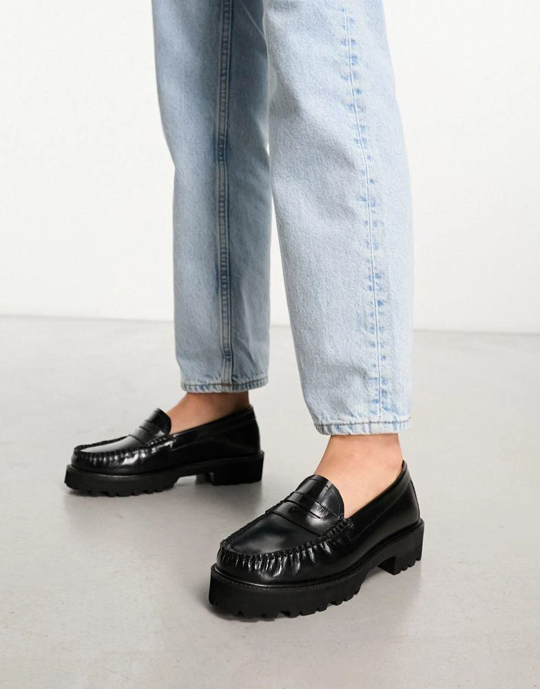 Schuh schuh Lionel loafers in black leather 3