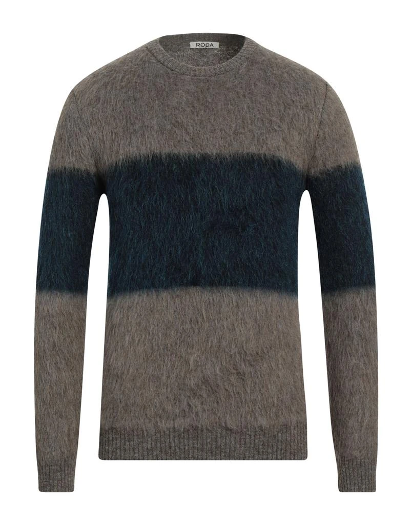 RODA Sweater 1