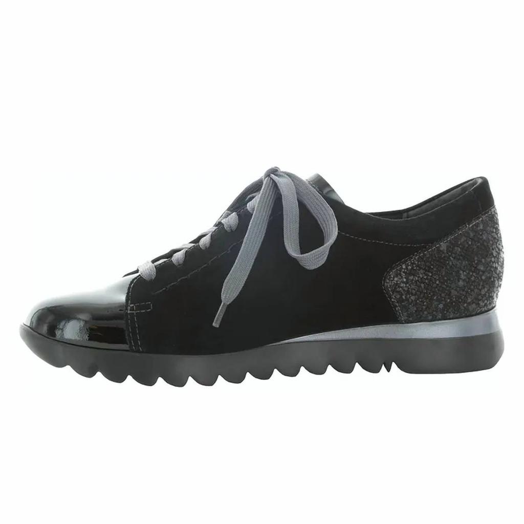 Munro Munro - Women's Kellee Sneaker