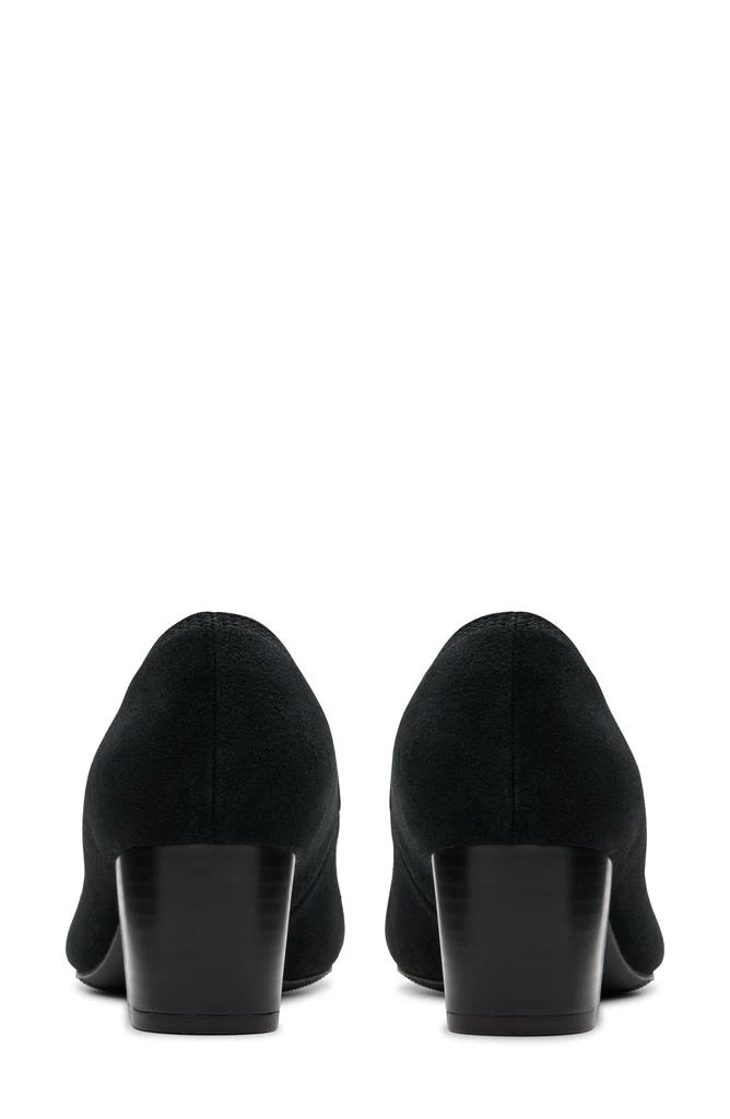 Clarks Ellanie Hope Pump 2