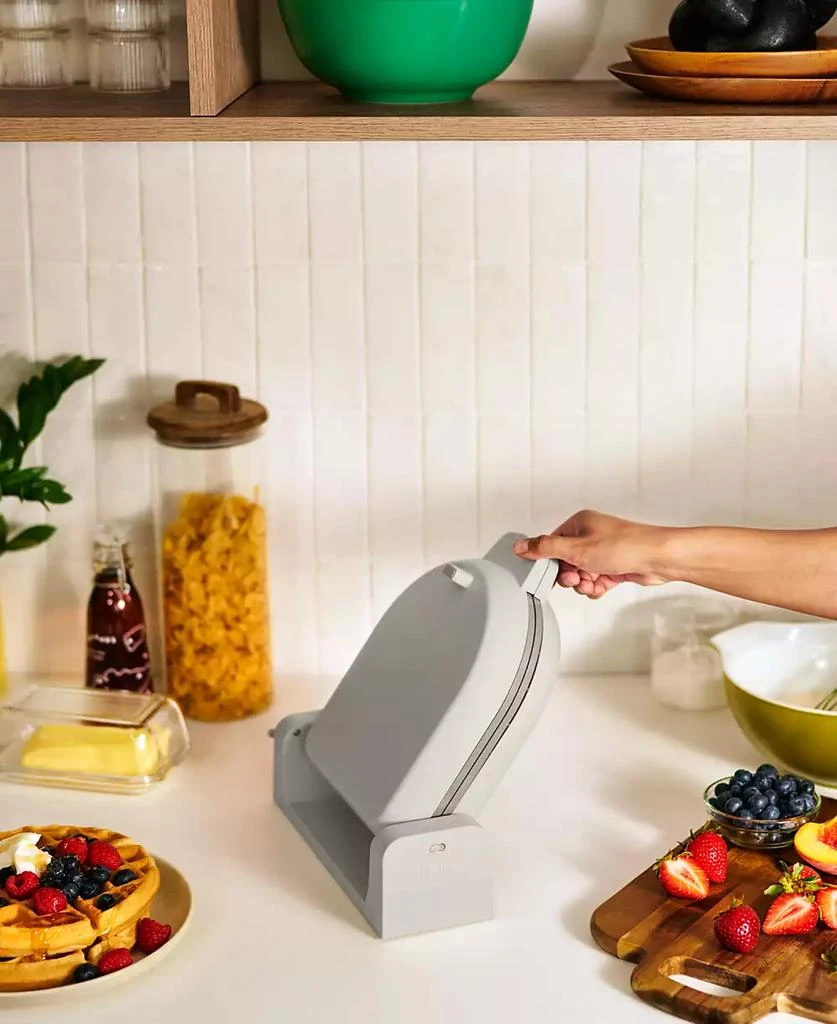 Bella Flip & Store Waffle Maker 8
