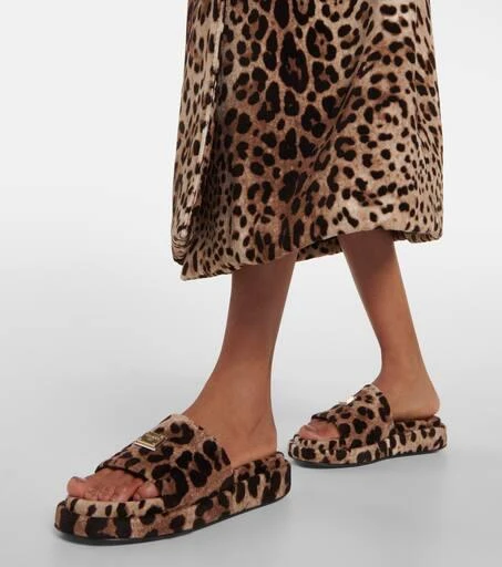 Dolce 
Gabbana Logo leopard-print terrycloth slides 4