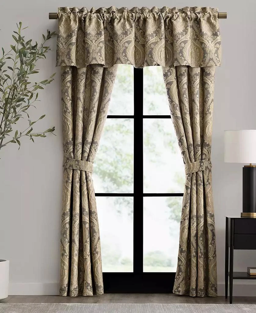 Rose Tree 4 Piece Norwich Lined Panel, 50" x 84" 1