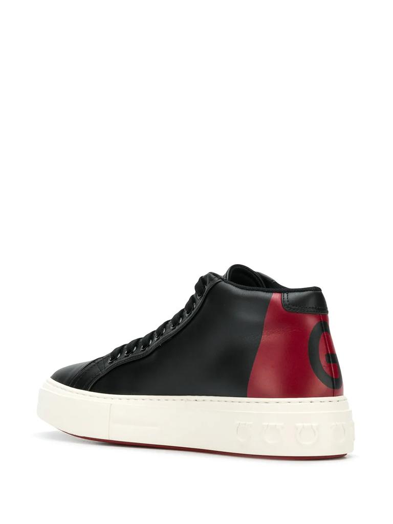 Salvatore Ferragamo Ferragamo Logo Print Sneakers