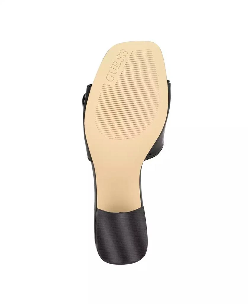 GUESS Women's Gallai Block Heel Slip-On Sandals 5