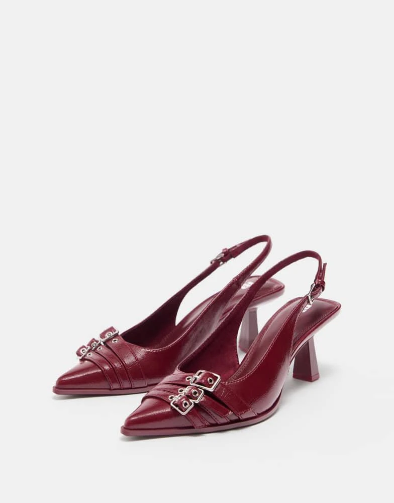 Pull&Bear Pull&Bear Buckled high-heel shoes in print 1 2