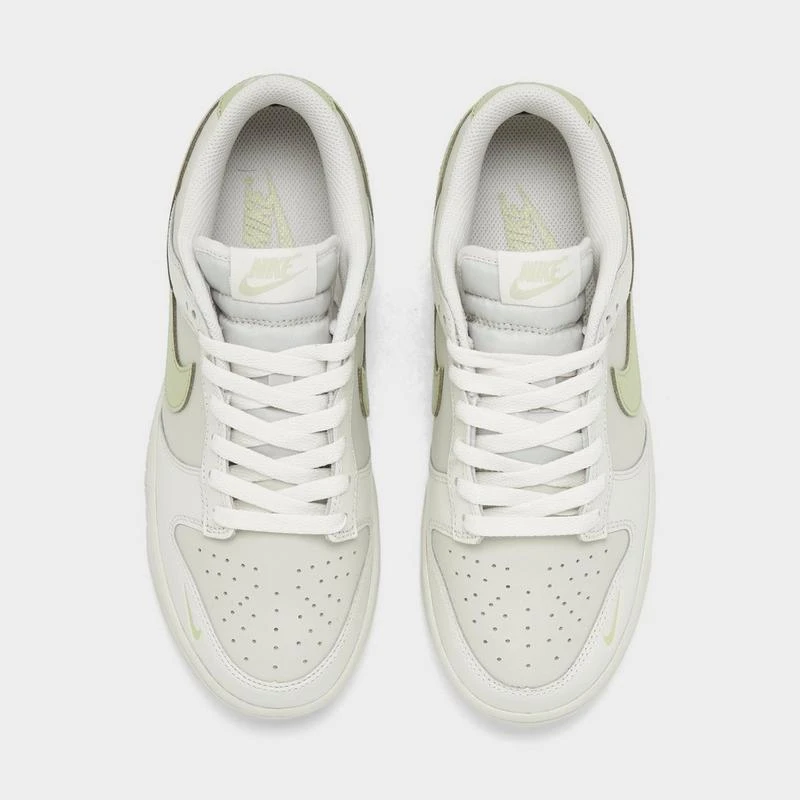 NIKE Women's Nike Dunk Low Casual Shoes 5