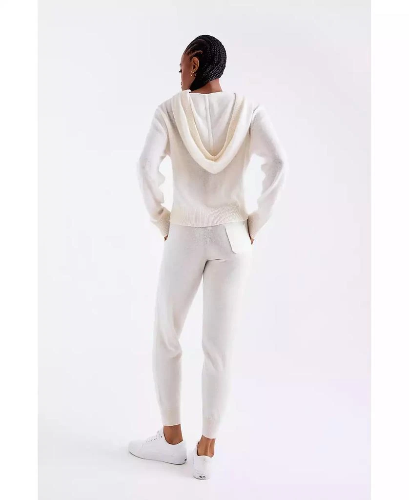 1982 Women's Milani 100% Cashmere Jogger 4