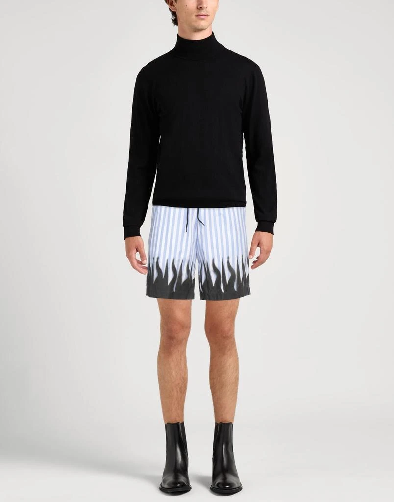 IHS Shorts & Bermuda 2
