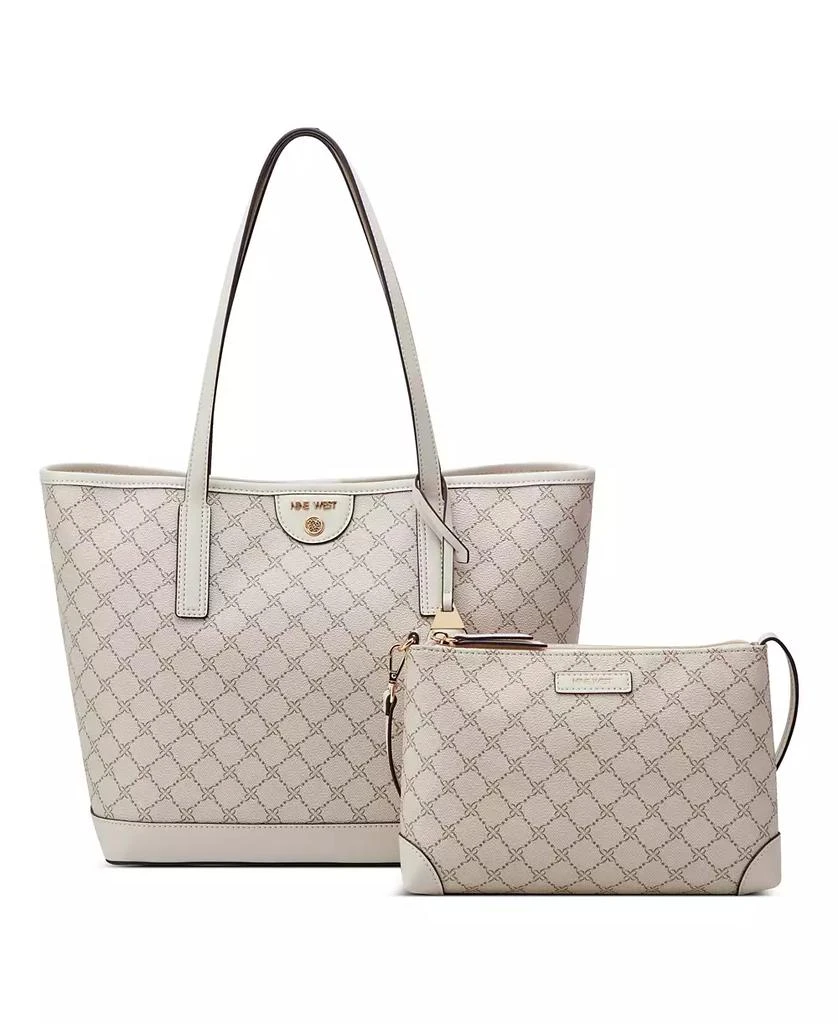 Teagan In Tote – On Sale Now with Up to 59% Off Discover