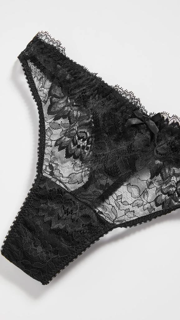 Journelle Isabel Thong 1