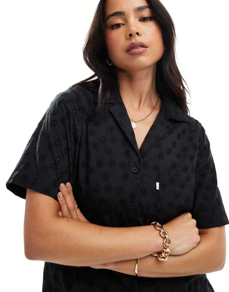 Levi's Levi's Joyce resort revere collar eyelet short sleeve shirt in black 2