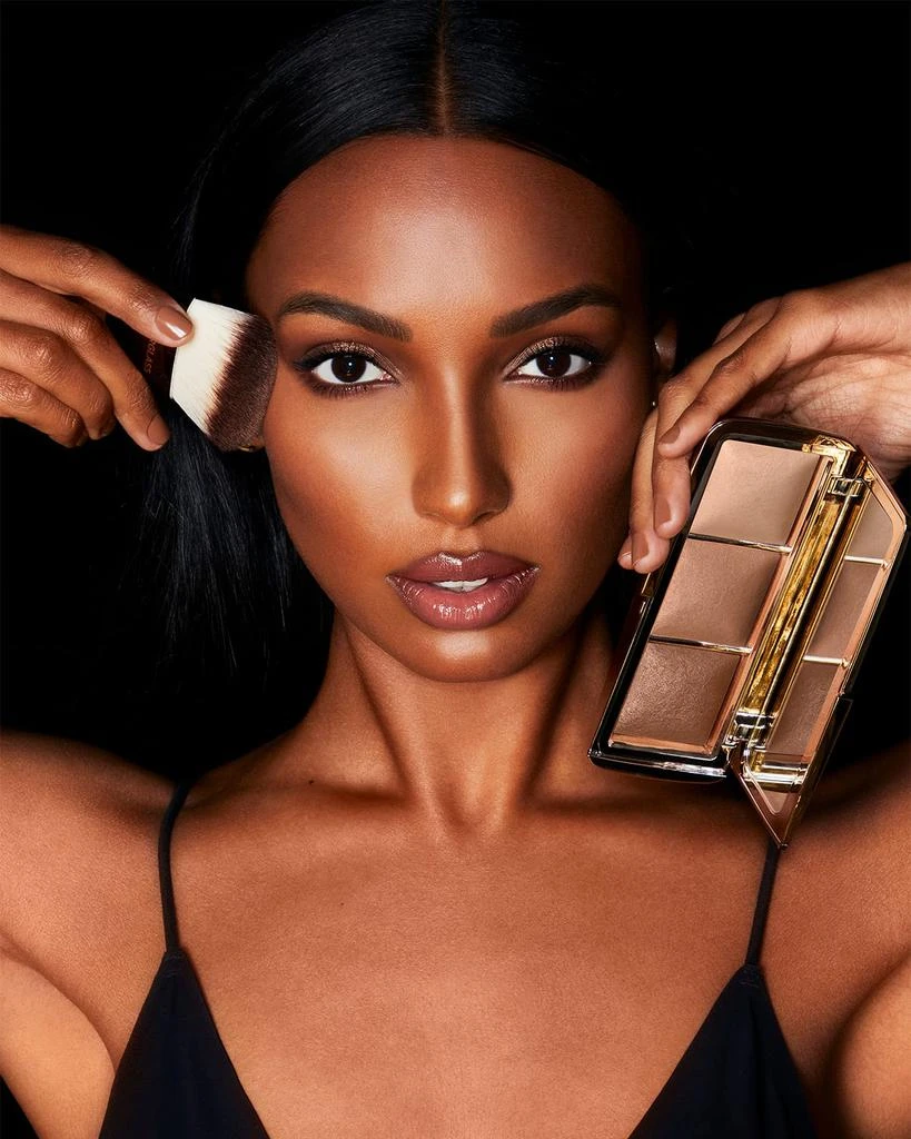 Hourglass Cosmetics Ambient Lighting Palette Volume II 4