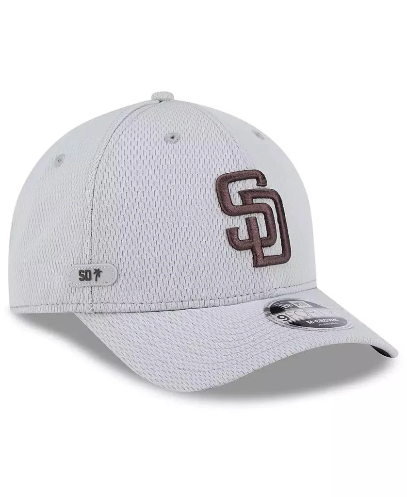 New Era Men's Gray San Diego Padres 2025 MLB Clubhouse 9FORTY M-Crown Adjustable Hat 1