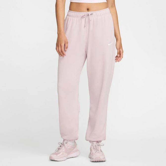 NIKE Women's Nike Sportswear Club Fleece Mid-Rise Oversized Sweatpants 1