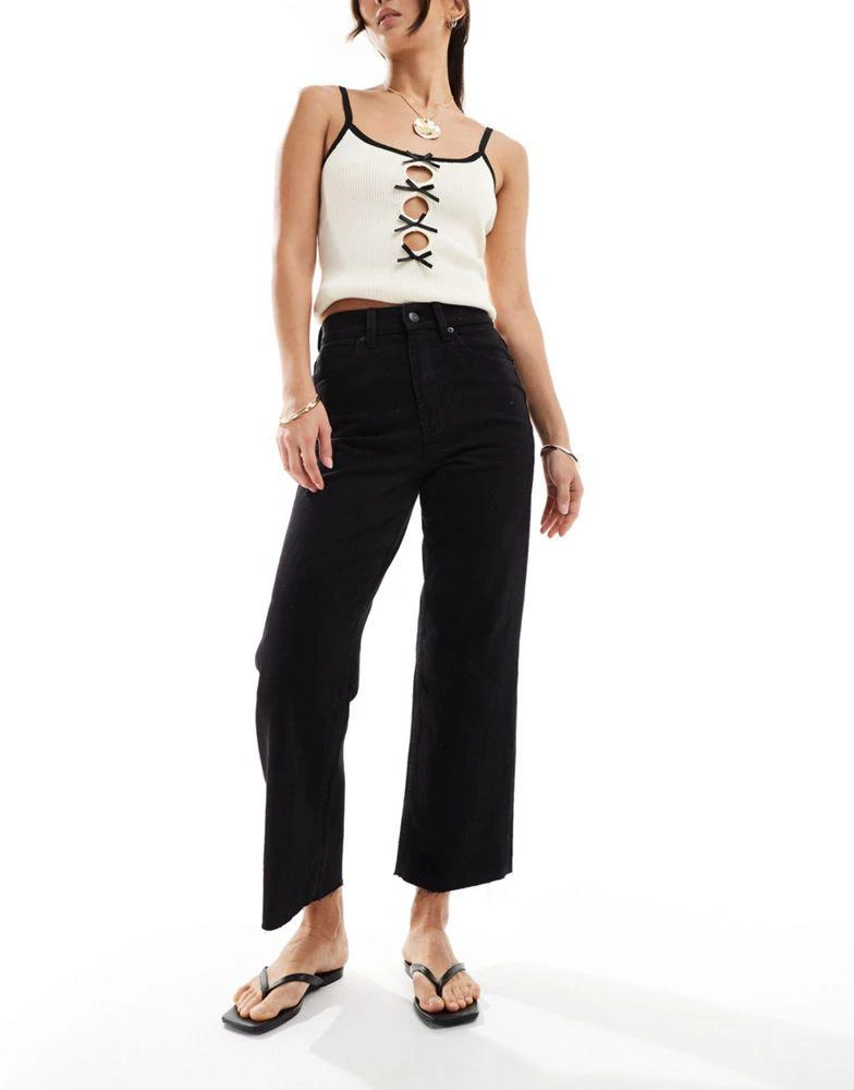 ASOS ASOS DESIGN cropped comfort stretch straight leg jean in clean black 3