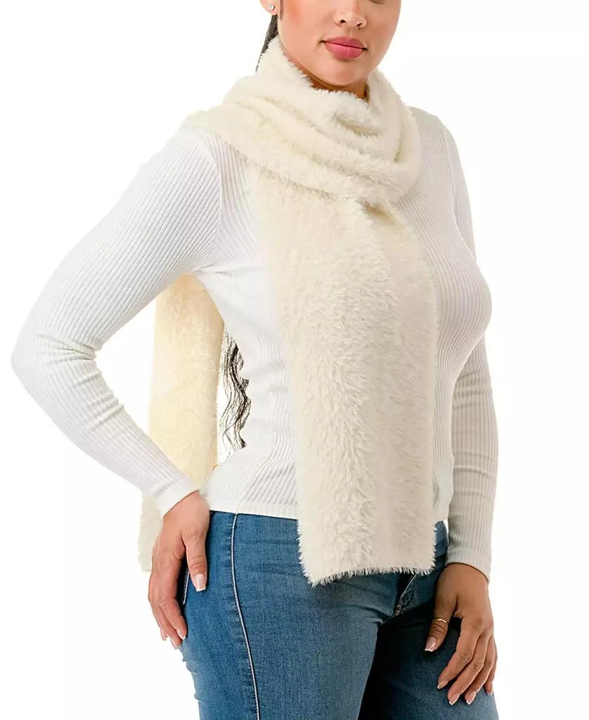 MARCUS ADLER Eyelash Scarf 2