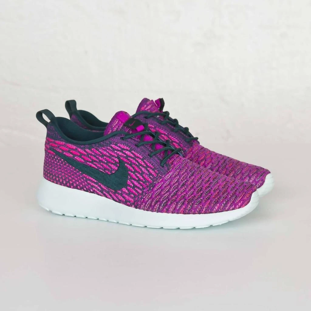 NIKE Women's Roshe One Flyknit Shoes In Dark Atomic Teal/dark Atomic Teal-Vivid Purple 1