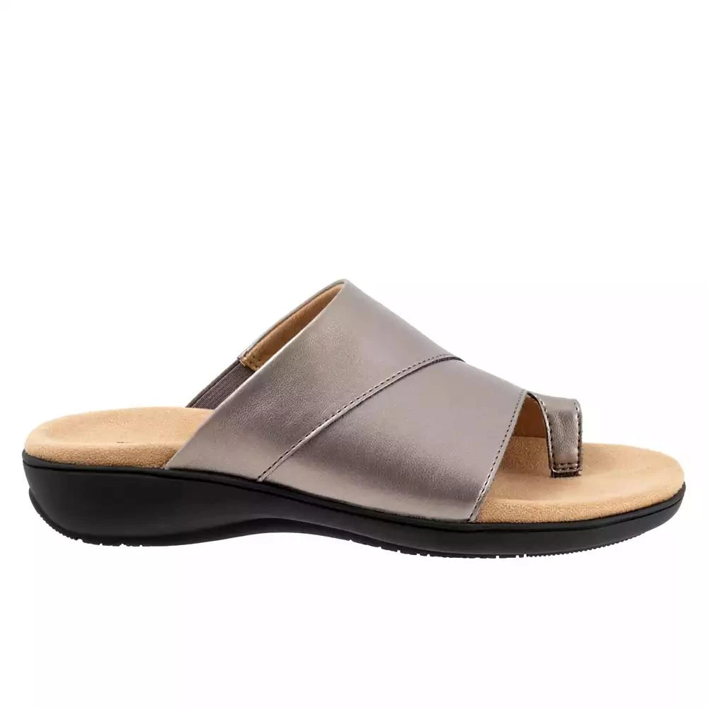 Trotters Regina Sandal 2
