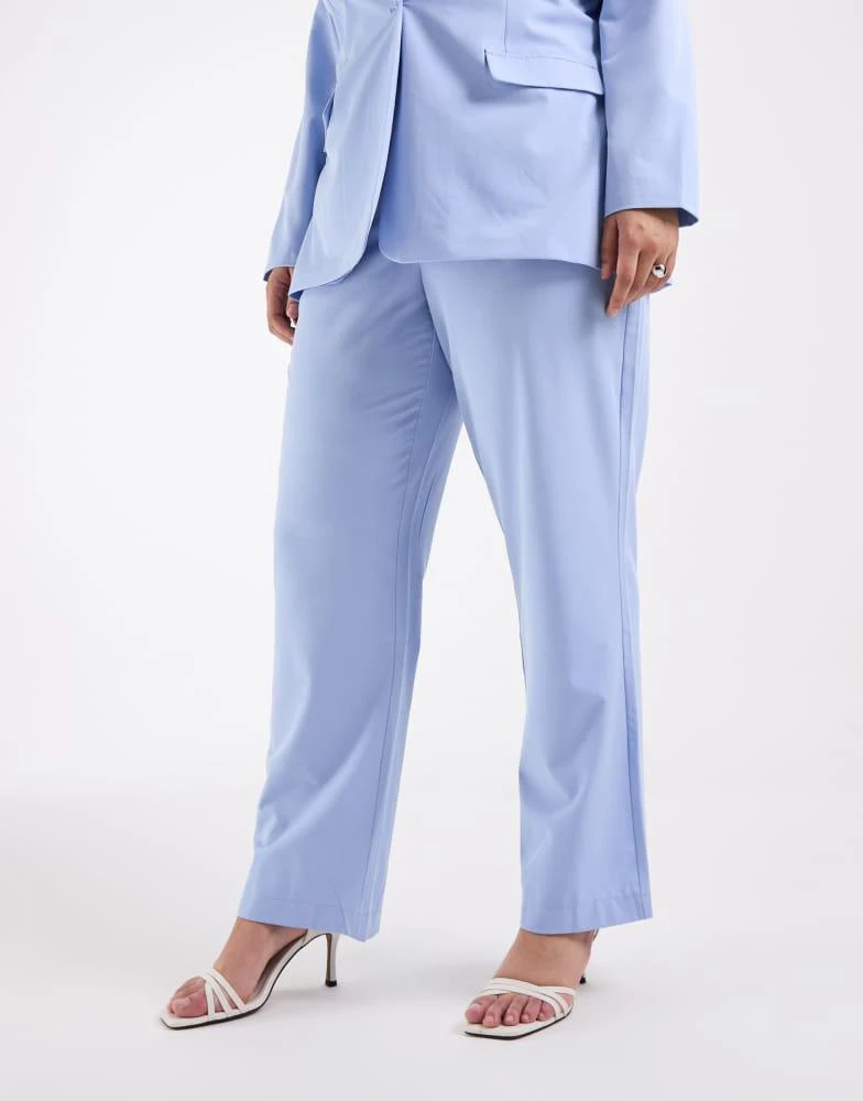 Vero Moda Curve Vero Moda Curve straight leg tailored trouser co-ord in brunnera blue 2