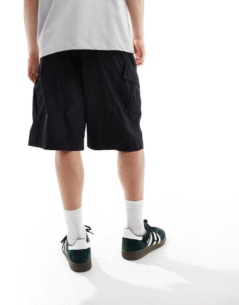 ALL SAINTS AllSaints Ardy cargo shorts in black 4
