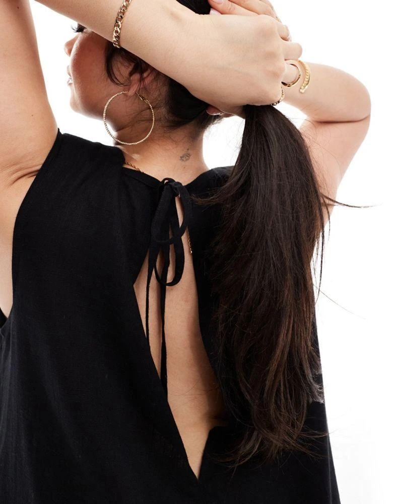 ASOS ASOS DESIGN Curve shoulder pad column wide leg jumpsuit in black 3