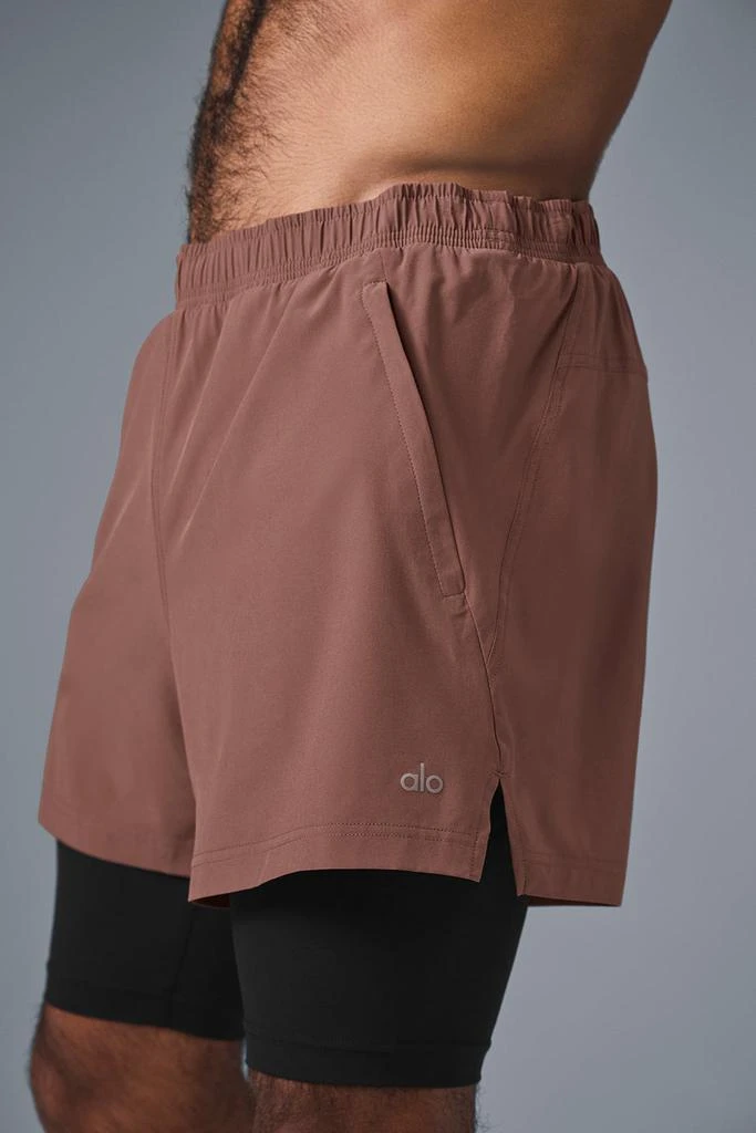 Alo 5" Revival 2-In-1 Short - Chestnut/Black 3