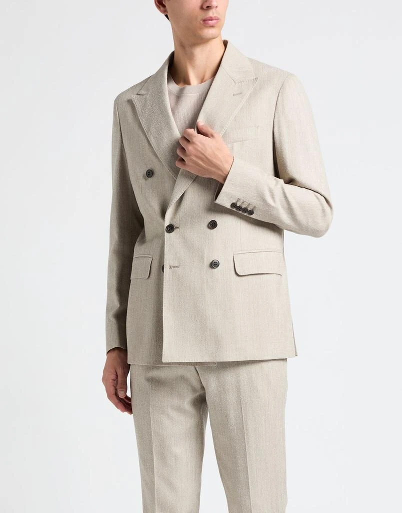 BRIAN DALES Suits 4