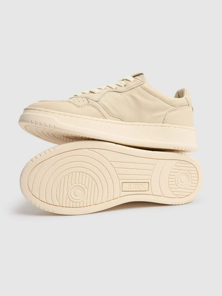 AUTRY Medalist Low Sneakers 3