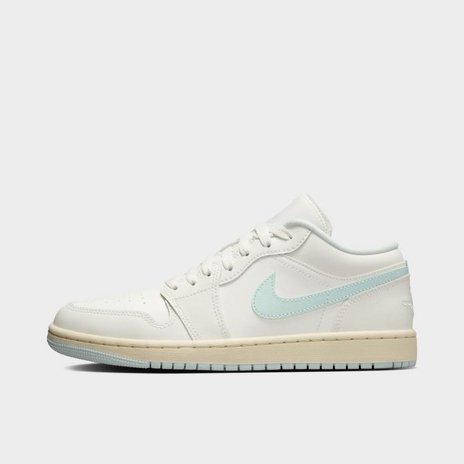 Jordan Women's Air Jordan Retro 1 Low Casual Shoes
