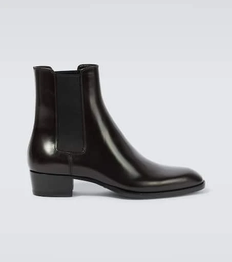 Yves Saint Laurent Wyatt leather Chelsea boots 1