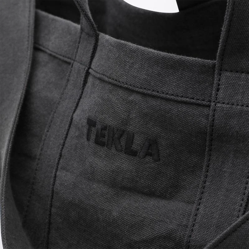 Tekla Beach bag in black cotton 6