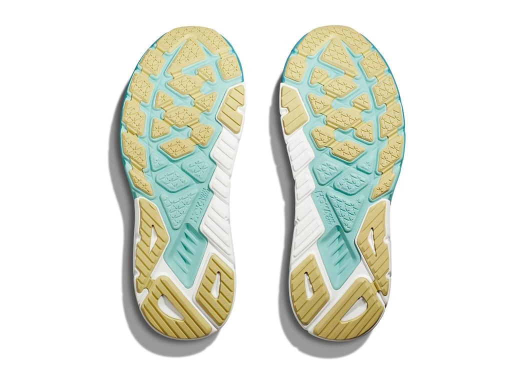Hoka One One Arahi 6 3