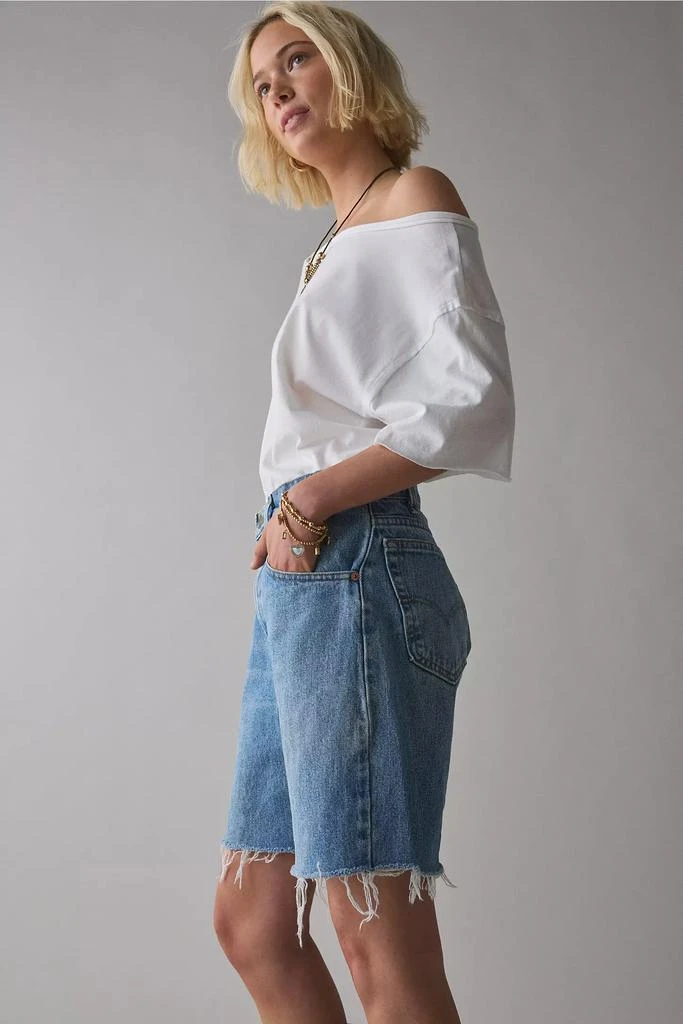 Urban Renewal ReMADE By UO Levi’s® Denim Short 4