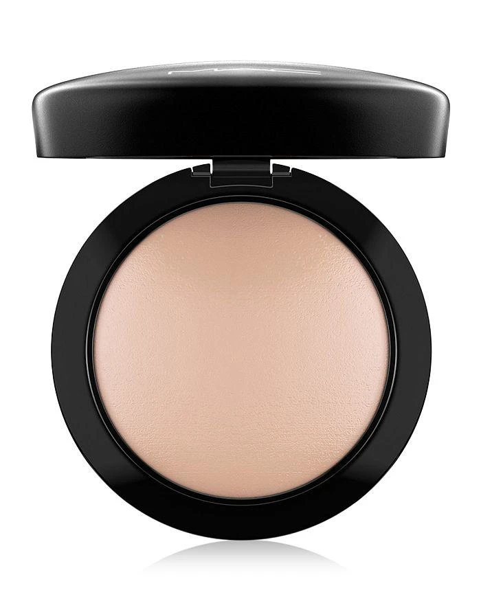 MAC Mineralize Skinfinish Natural 1