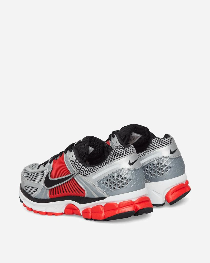NIKE Zoom Vomero 5 SE Sneakers Bright Crimson / Glacier Ice 4
