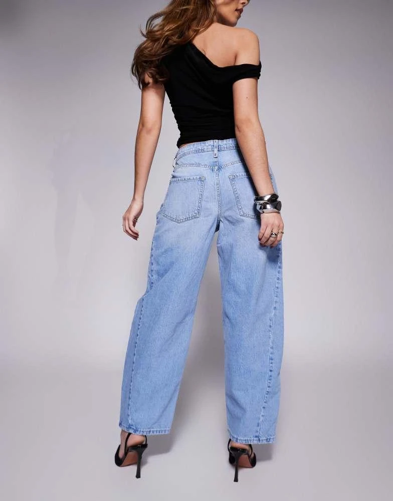 River Island River Island barrel jean in lightwash blue 4