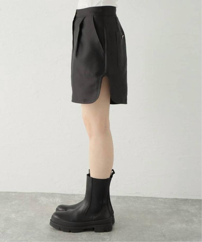 Ghospell Scent Satin Shorts In Black