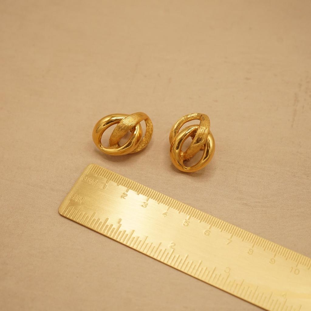 Orelia Vintage Vintage Textured Interlocking Oval Cip