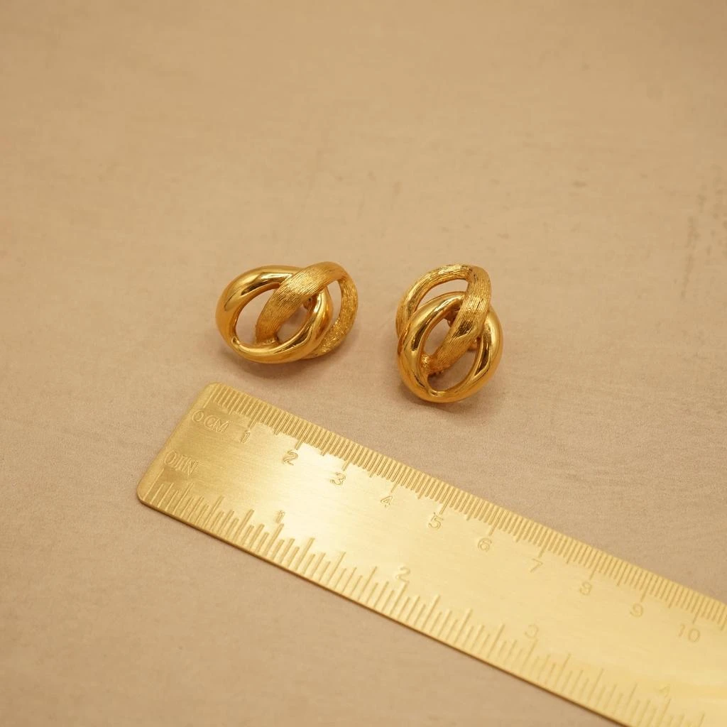 Orelia Vintage Vintage Textured Interlocking Oval Cip 2