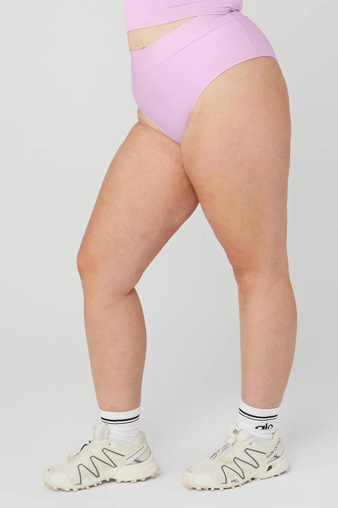 Alo Airlift Record-Breaker Boyshort - Sugarplum Pink 7