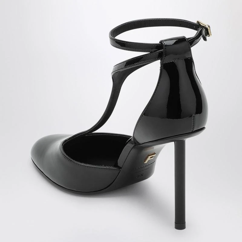 Salvatore Ferragamo Black Pump T-strap in patent leather 4