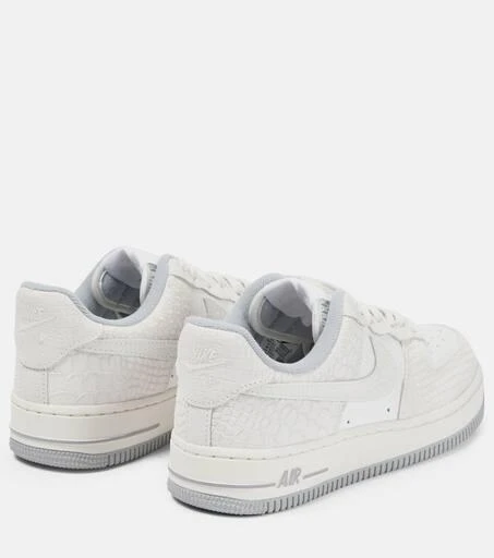 NIKE Air Force 1 
07 leather sneakers 3