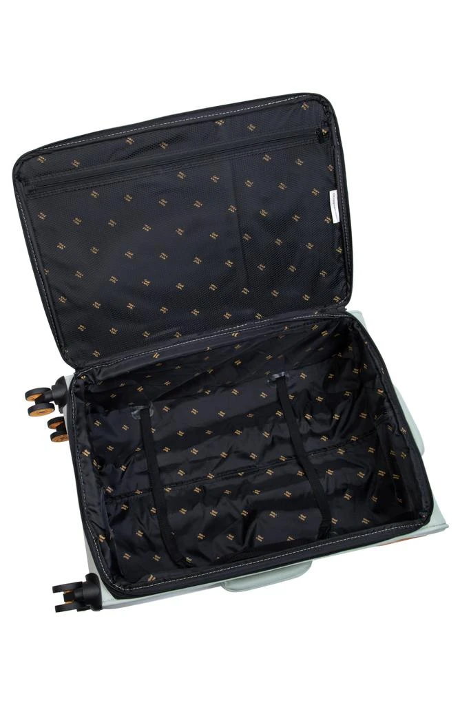 it luggage Compartment 27-Inch Softside Spinner Luggage 4