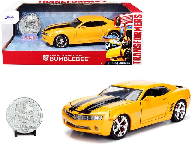 Jada 2006 Chevrolet Camaro Concept Yellow Bumblebee with Robot on Chassis and Collectible Metal Coin "Transformers" Movie 1/24 Diecast Model Car by 1